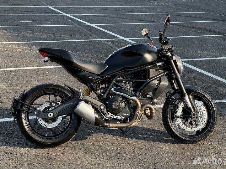 Ducati Monster 797