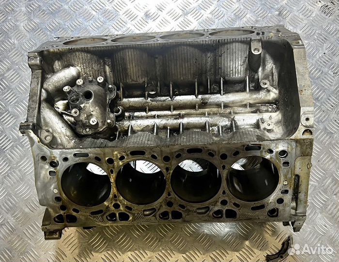 Блок цилиндров Задиры S63 BMW X5M E70 X6M E71