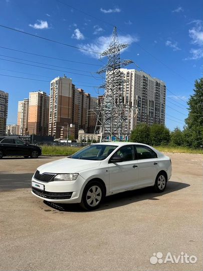 Skoda Rapid 1.6 AT, 2017, 90 000 км