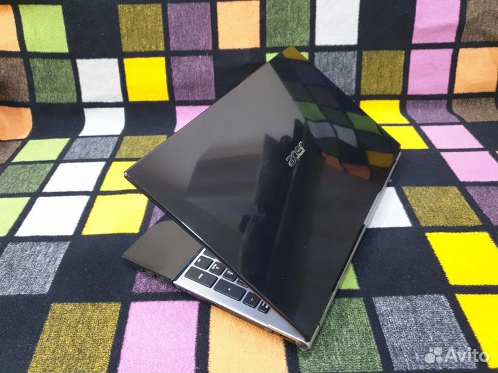 Ноутбук Acer Aspire V3-571G i7 3-e поколение