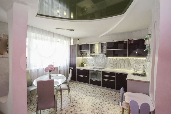 2-к. квартира, 68 м², 2/9 эт.