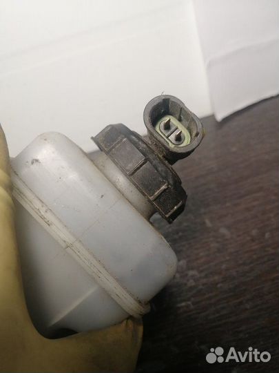 Главный тормозной цилиндр Renault Logan LS0 K7J