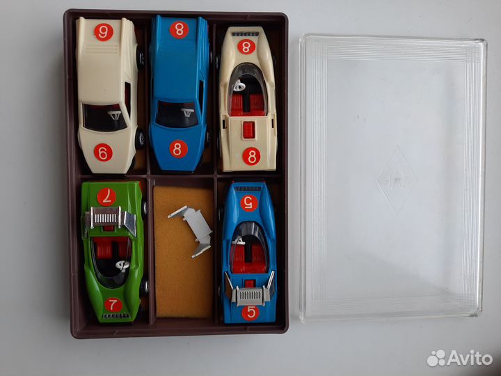 Набор машинок