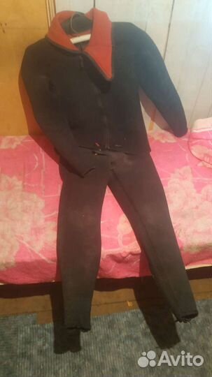 Гидрокостюм