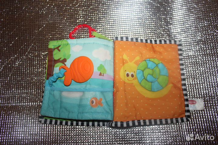 Книжка-подвеска Лесное озеро Tiny Love