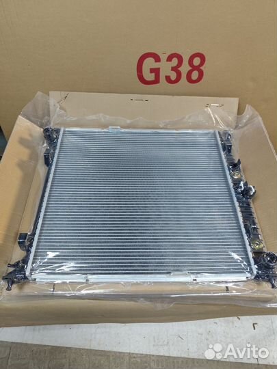 Радиатор охлаждения Мерседес GLE 1675006201