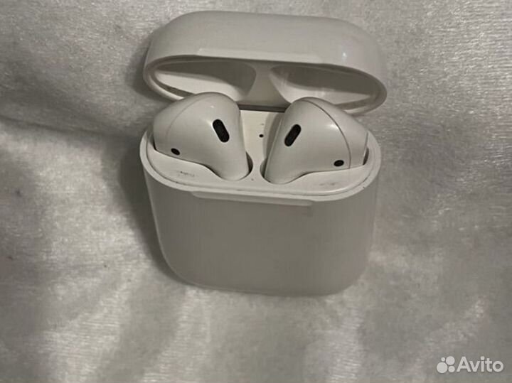 Новые беспроводные наушники аирподсы 2