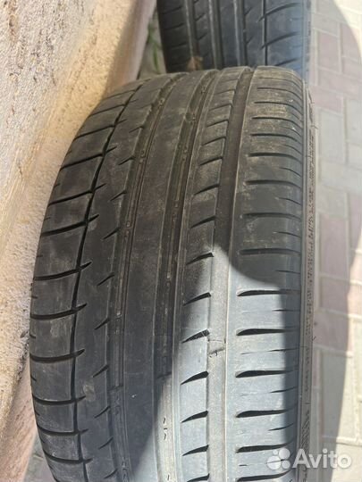 Triangle TH201 Sportex 235/35 R19 и 265/30 R19