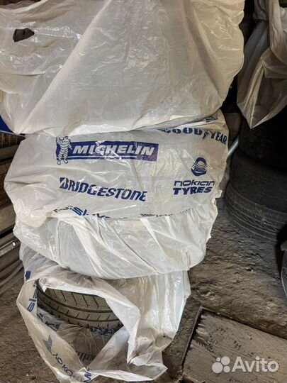 iLink L-Snow 96 235/45 R18 98H