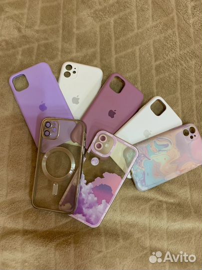 Чехлы на iPhone 11