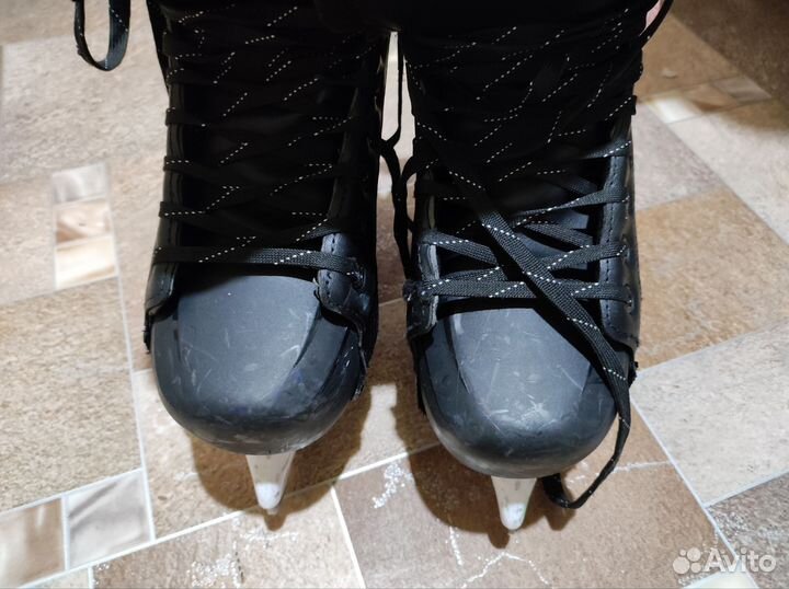 Коньки хоккейные 41 размер