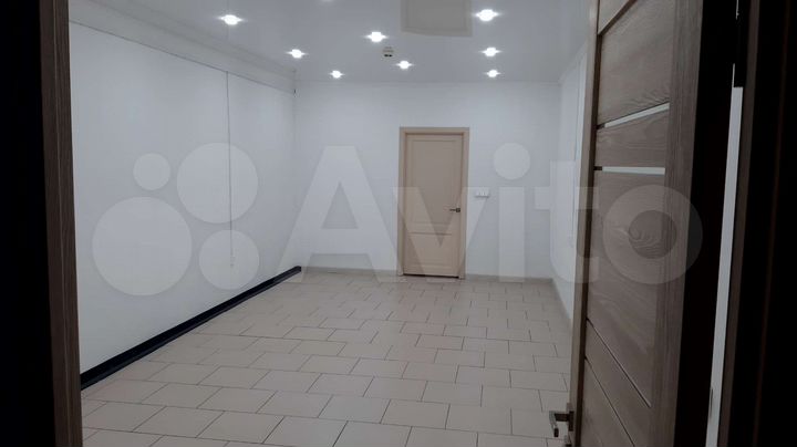 Торговая площадь, 33 м²