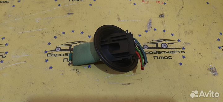 Резистор печки Skoda Fabia 2