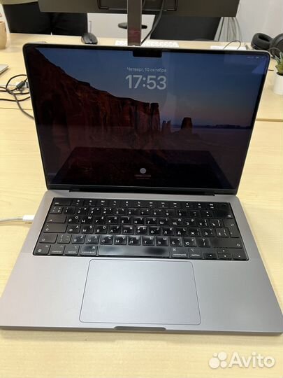 Apple MacBook pro 14 m1 1tb