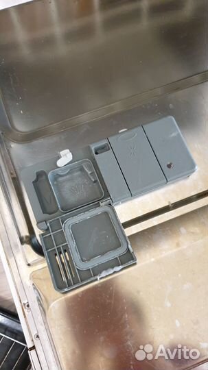 Посудомоечная машина zanussi