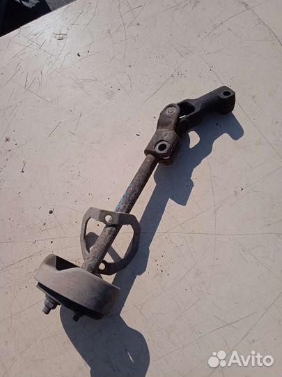 Рулевой кардан Nissan Terrano 2 Ниссан Террано 2