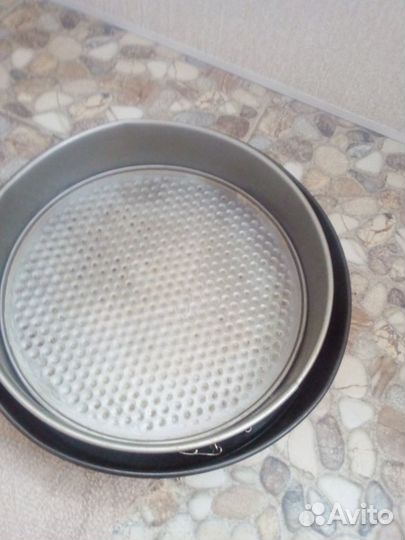 Сковородки, формы для выпечки тортов и кекса