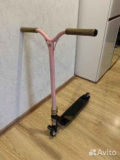 Трюковой самокат (кастом)