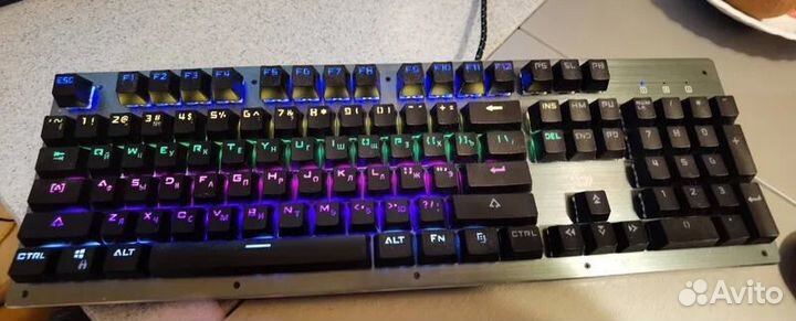 Игровые клавиатуры с подсветкой