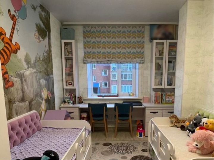 2-к. квартира, 81,6 м², 2/5 эт.