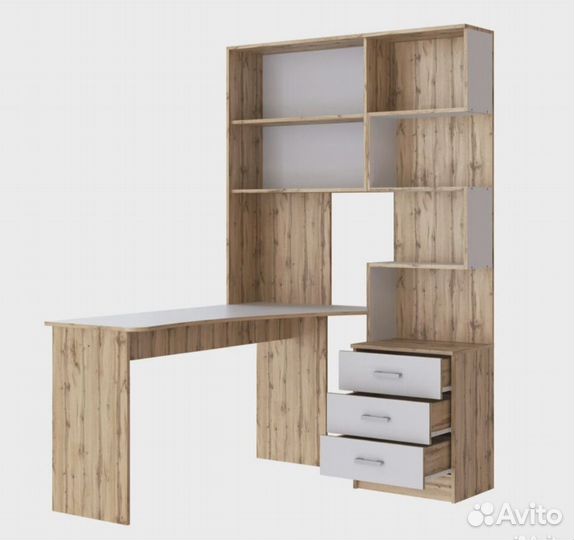 Письменный стол