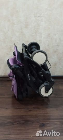 Прогулочная коляска yoya