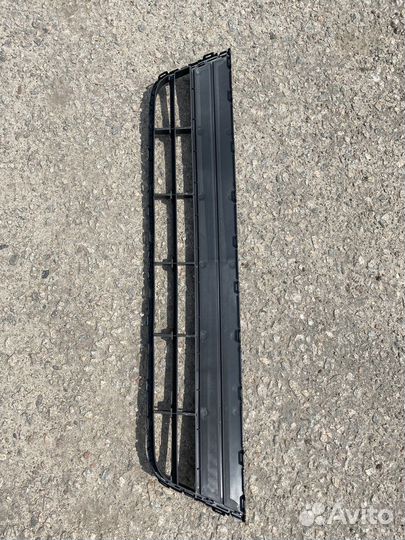 Решетка радиатора tiguan 1