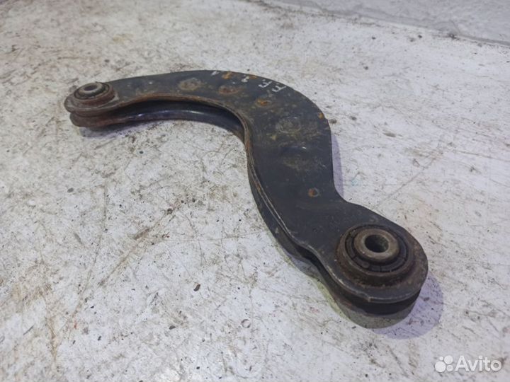Рычаг задний верхний 1686184