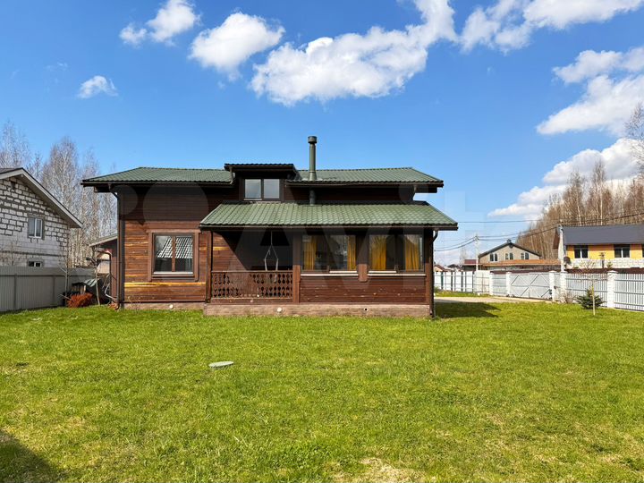 Дом 250 м² на участке 12 сот.