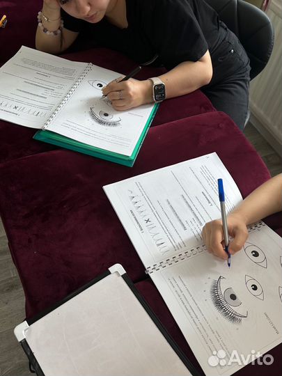 Обучение наращиванию ресниц