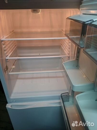 Холодильник - морозильник atlant атлант