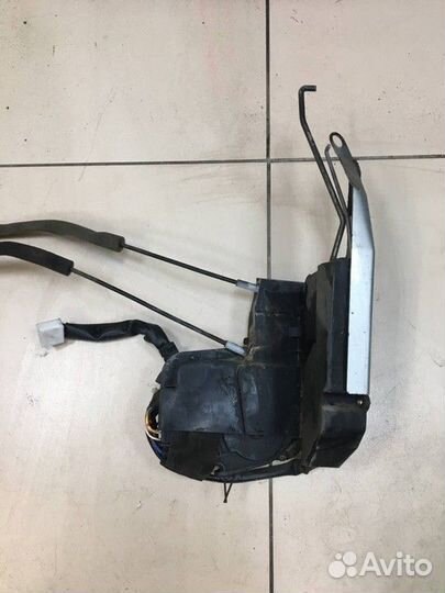 Замок передней левой двери Mazda CX-7