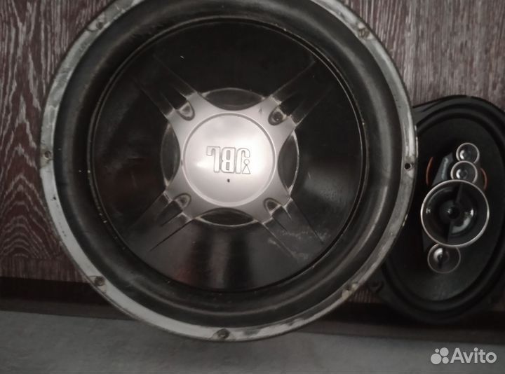 Колонки для машины