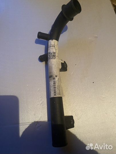 Трубка системы охлаждения на Шевроле Лачетти