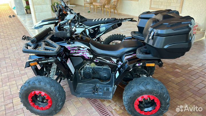 Квадроцикл 200 куб