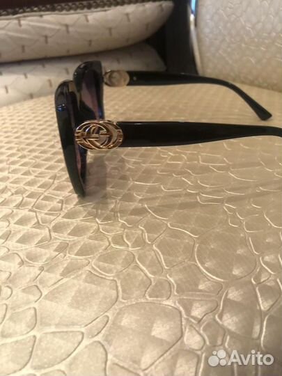 Солнцезащитные очки женские