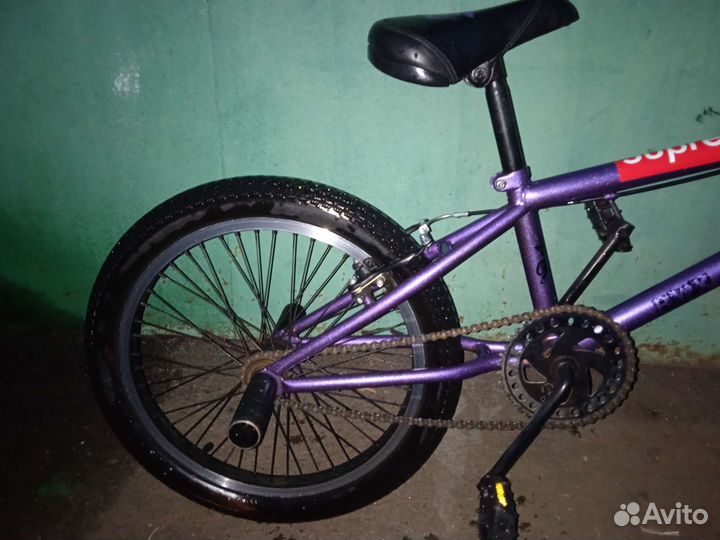 Трюковой велосипед BMX