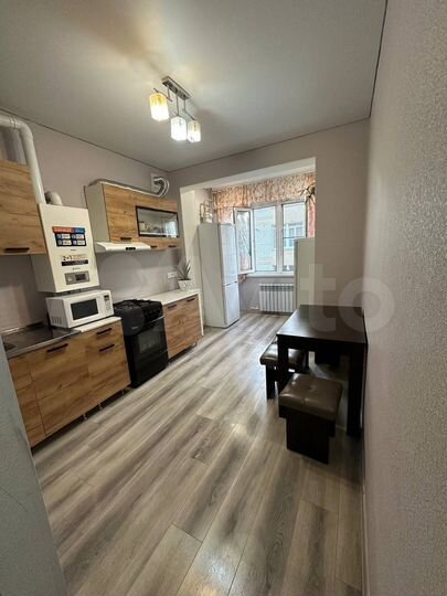 1-к. квартира, 40 м², 2/3 эт.