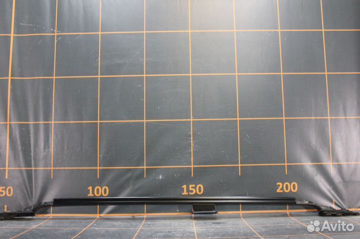 Рейлинг правый - Toyota Land Cruiser 200