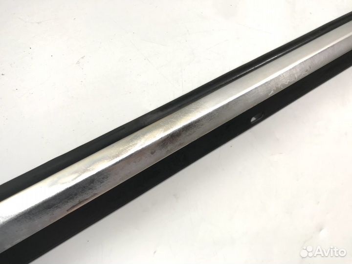 Молдинг передний левый Audi A8 D3