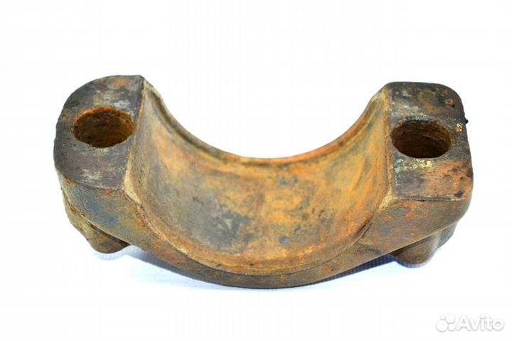 Кронштейн стабилизатора, ведущего моста, правый ни