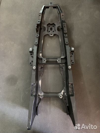 R6 08-16 подрамник 13S хвост Yamaha