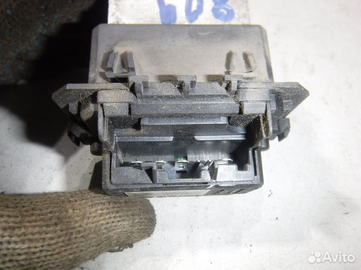 Резистор отопителя Renault Megane 3 III