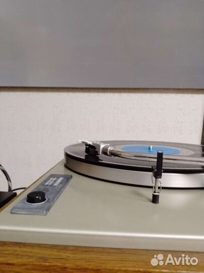 Проигрыватель винила Pioneer ES-1PL