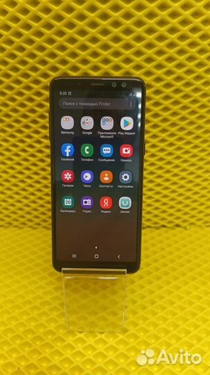 Samsung Galaxy A8 (2018), 4/32 ГБ