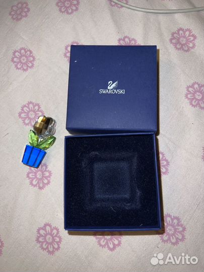 Фигурка Swarovski цветок в горшке