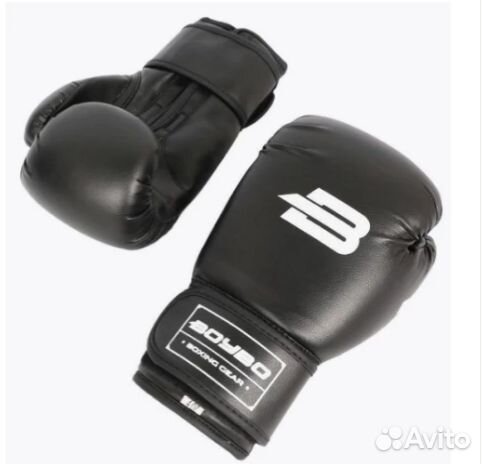 Боксерские перчатки BoyBo Basic BBG100