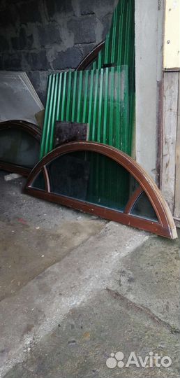 Арочный элемент окна