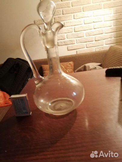 Графин очень старый