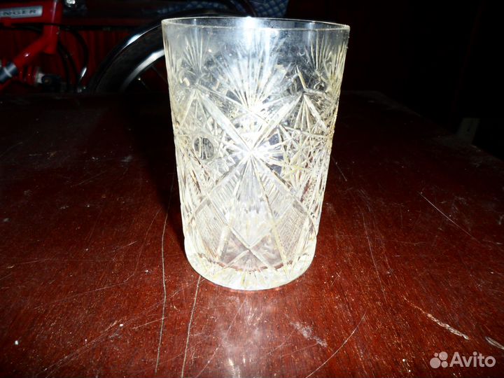 Коллекционный подстаканник с резным стаканом